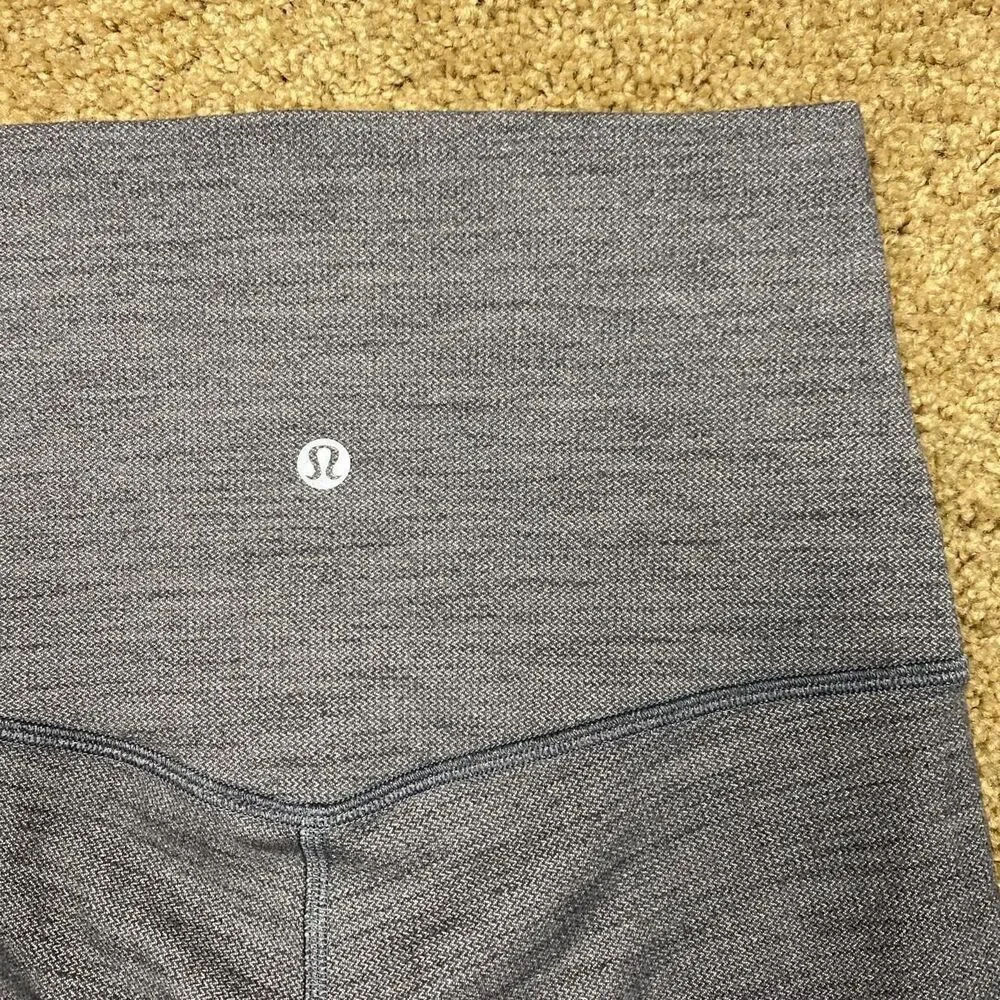 Lululemon Women's Grey Leggings